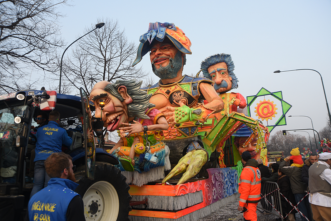 Sfilata carri Carnevale di Torino_258.jpg